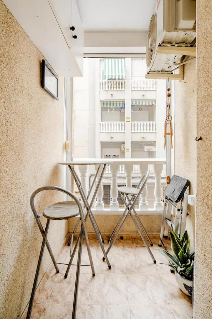 Apartamento Inteiro Acolhedor Perto Da Praia Torrevieja Eksteriør bilde